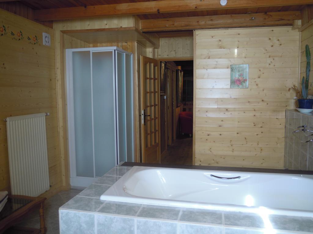 Vila Gite Le Francillon Les Estables Pokoj fotografie