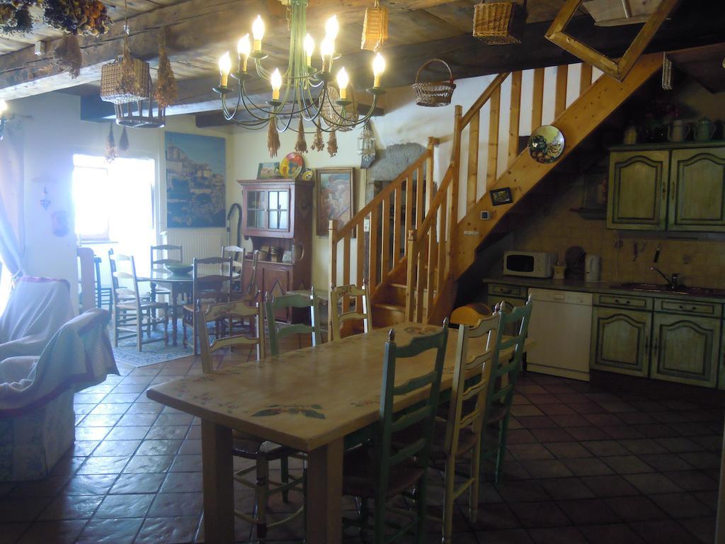 Vila Gite Le Francillon Les Estables Exteriér fotografie