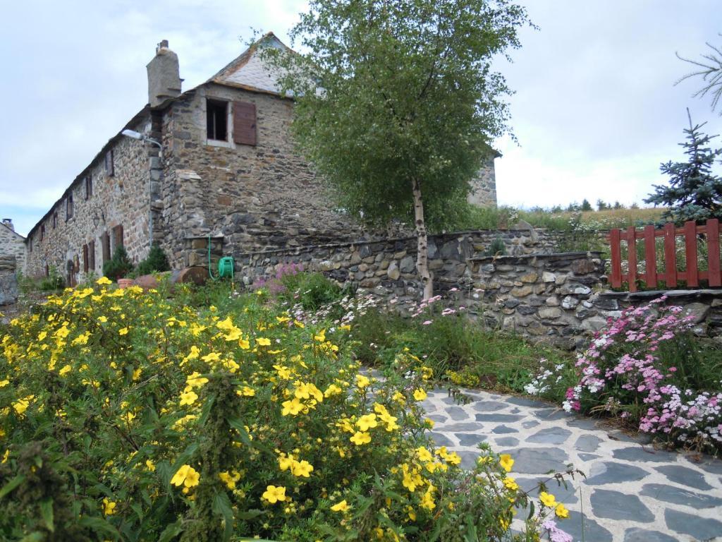 Vila Gite Le Francillon Les Estables Exteriér fotografie